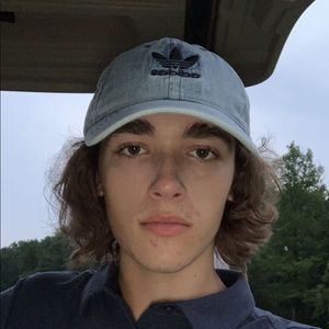 Meet your Posher, Benjamin